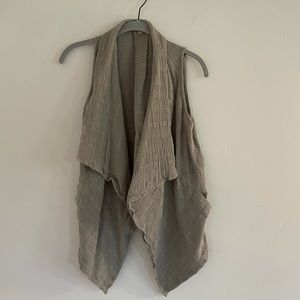 Democracy Drape Front Collared Vest Sz M